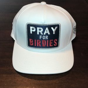 Pray for birdies hat